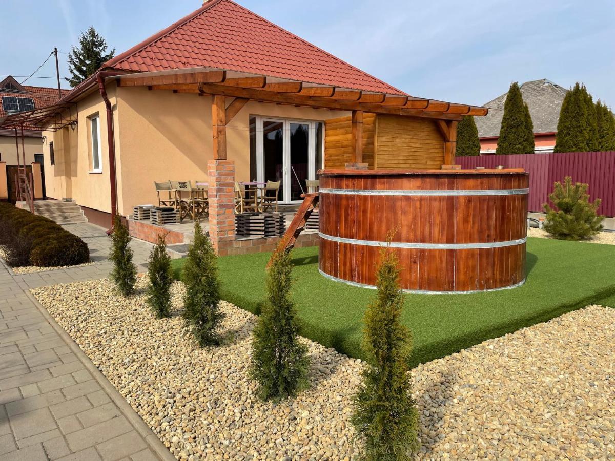 Halvány Vendégház Vásárosnamény Exterior foto